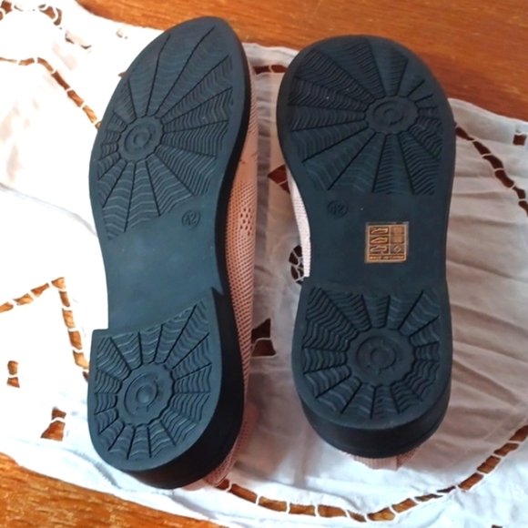 Pink Crochet Slip On Padded Insoles Flats 10 = 42 New - Picture 8 of 8